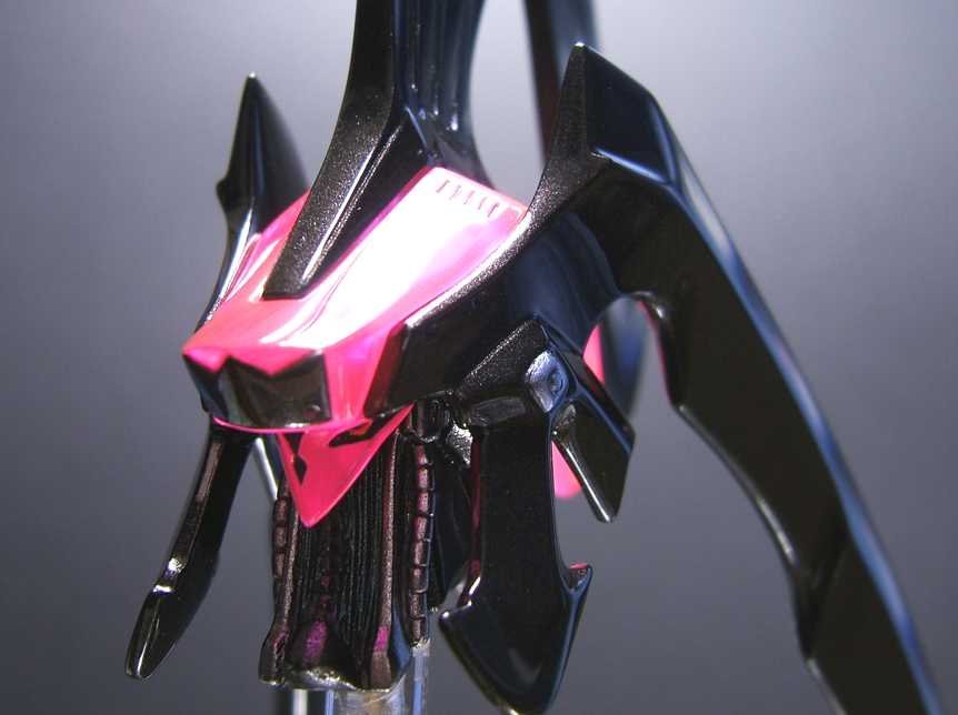 LED MirageB4 �f�X�g�j�A�X�E�ŕP